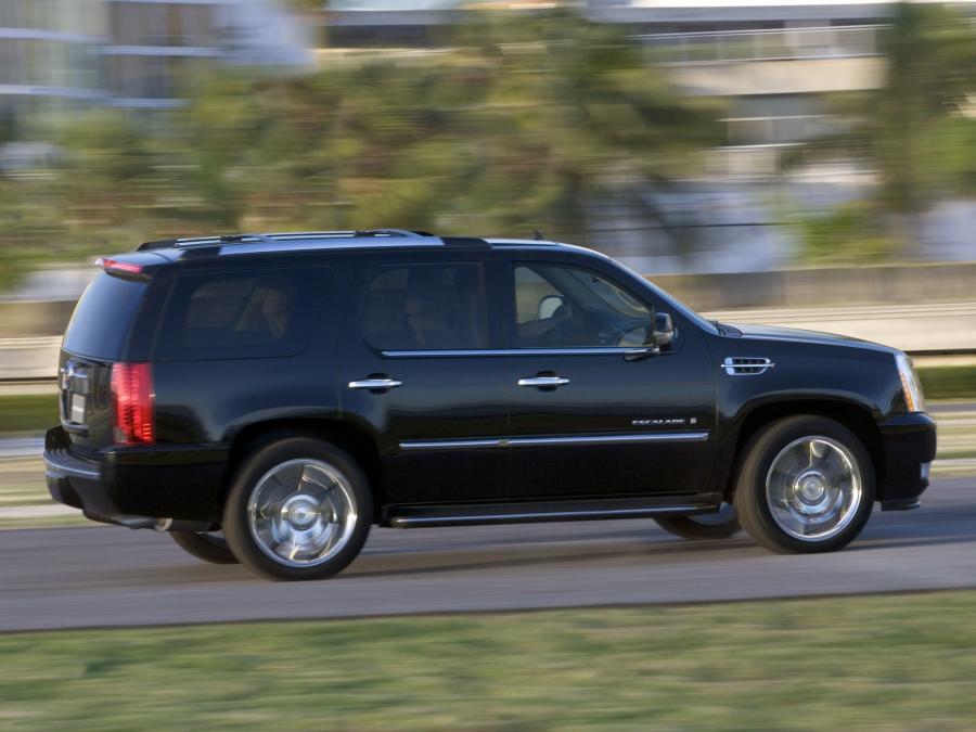  Cadillac Escalade 2006 года  (фото 8 из 19)